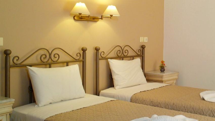 Aparthotel Bella Elena Malia Esterno foto