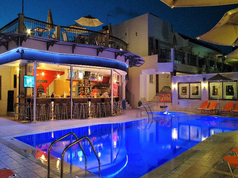 Aparthotel Bella Elena Malia Esterno foto